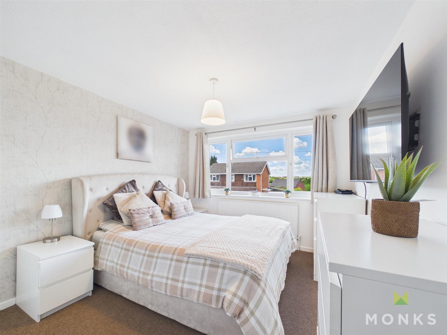 37 Dale Road, Shrewsbury, SY2 5TE For Sale